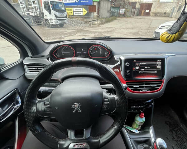 Белый Пежо 208, объемом двигателя 1.6 л и пробегом 183 тыс. км за 7350 $, фото 16 на Automoto.ua