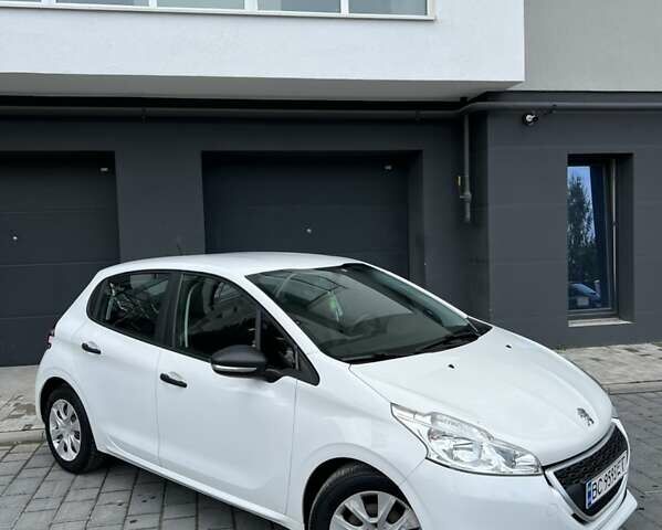 Белый Пежо 208, объемом двигателя 1.4 л и пробегом 186 тыс. км за 6400 $, фото 8 на Automoto.ua