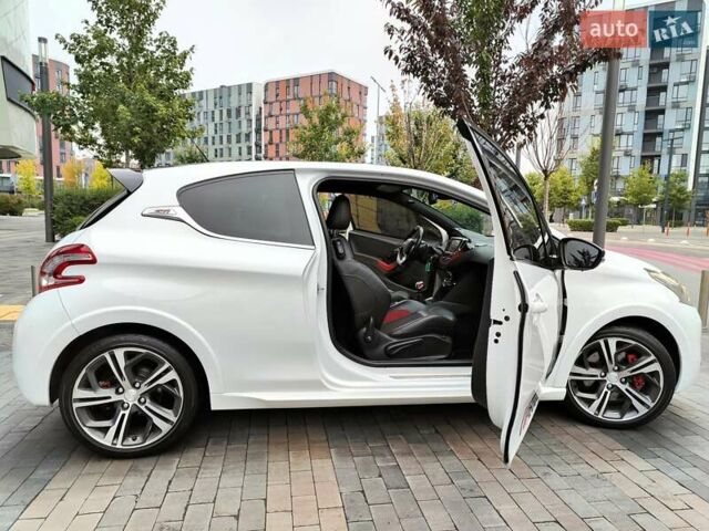 Білий Пежо 208, об'ємом двигуна 1.6 л та пробігом 137 тис. км за 6990 $, фото 24 на Automoto.ua