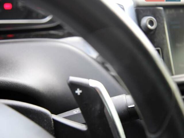 Белый Пежо 208, объемом двигателя 1.2 л и пробегом 93 тыс. км за 7800 $, фото 21 на Automoto.ua