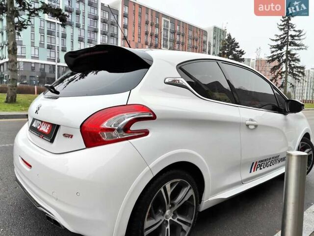 Белый Пежо 208, объемом двигателя 1.6 л и пробегом 137 тыс. км за 6990 $, фото 22 на Automoto.ua