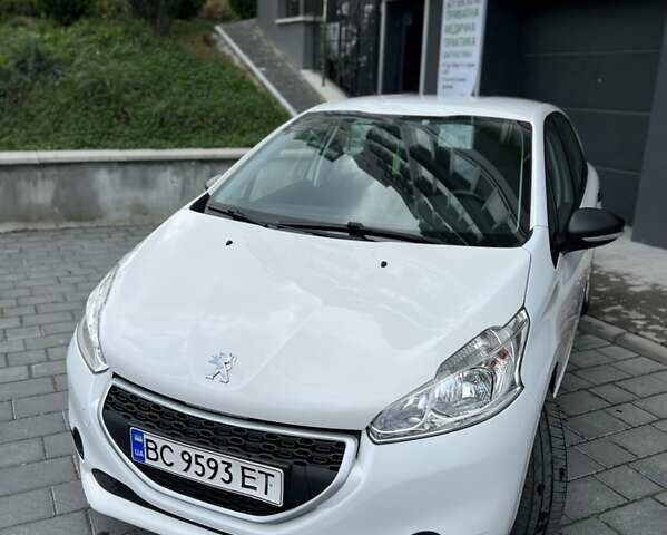 Белый Пежо 208, объемом двигателя 1.4 л и пробегом 186 тыс. км за 6400 $, фото 17 на Automoto.ua