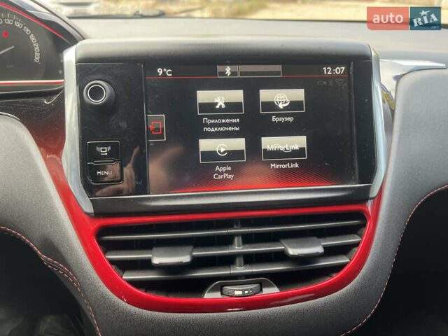 Белый Пежо 208, объемом двигателя 1.6 л и пробегом 183 тыс. км за 7350 $, фото 19 на Automoto.ua