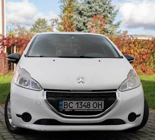 Белый Пежо 208, объемом двигателя 1.4 л и пробегом 187 тыс. км за 5900 $, фото 8 на Automoto.ua