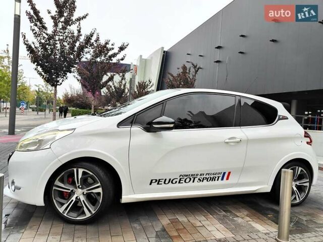 Білий Пежо 208, об'ємом двигуна 1.6 л та пробігом 137 тис. км за 6990 $, фото 8 на Automoto.ua