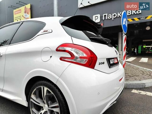 Белый Пежо 208, объемом двигателя 1.6 л и пробегом 137 тыс. км за 6990 $, фото 14 на Automoto.ua