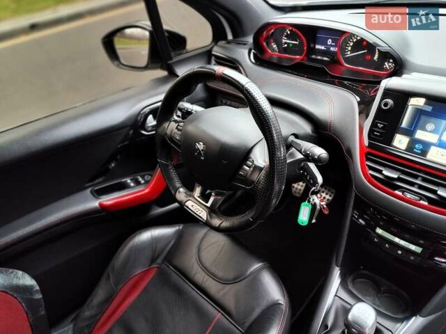 Белый Пежо 208, объемом двигателя 1.6 л и пробегом 137 тыс. км за 6990 $, фото 49 на Automoto.ua