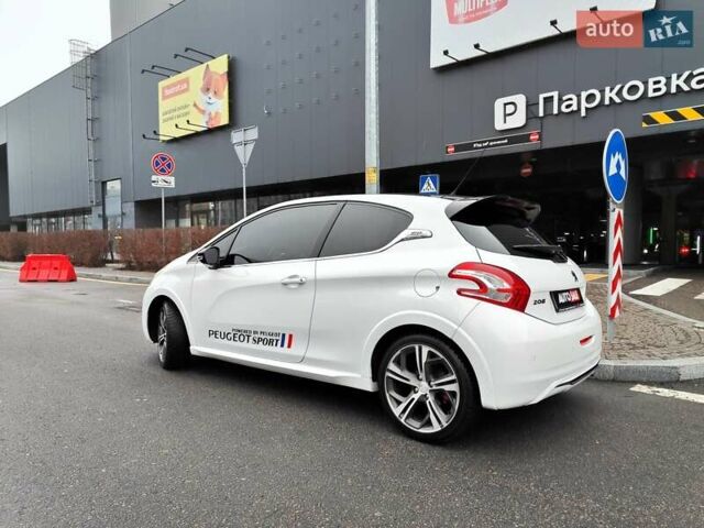 Белый Пежо 208, объемом двигателя 1.6 л и пробегом 137 тыс. км за 6990 $, фото 11 на Automoto.ua