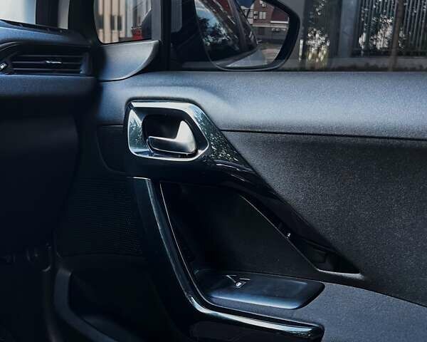 Белый Пежо 208, объемом двигателя 1.56 л и пробегом 175 тыс. км за 7900 $, фото 29 на Automoto.ua