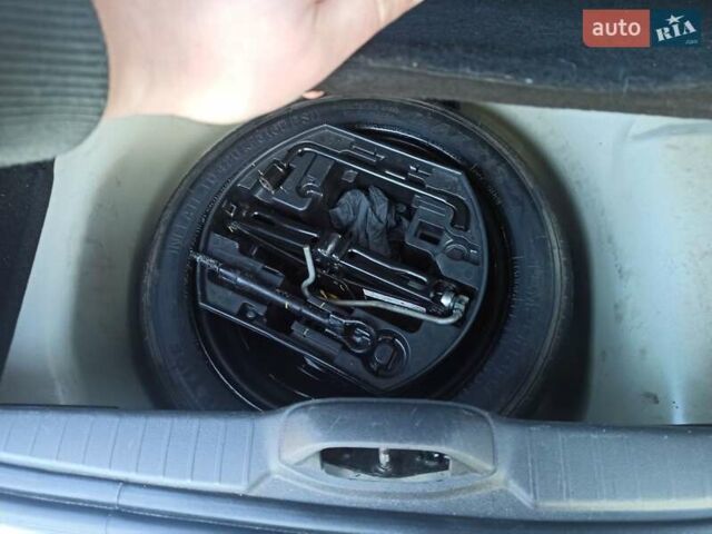 Белый Пежо 208, объемом двигателя 1.2 л и пробегом 133 тыс. км за 7900 $, фото 21 на Automoto.ua