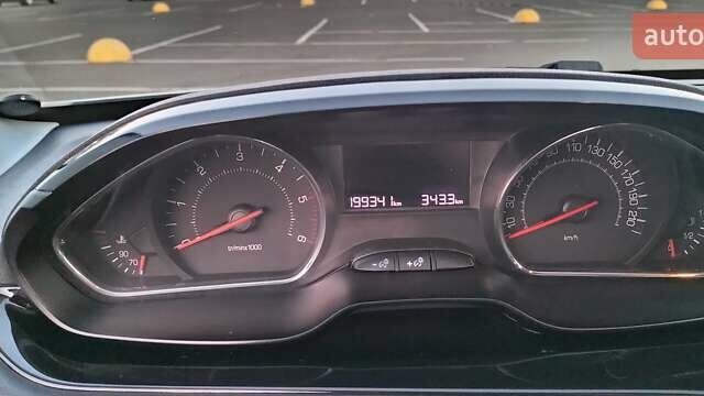 Белый Пежо 208, объемом двигателя 1.4 л и пробегом 199 тыс. км за 7600 $, фото 10 на Automoto.ua