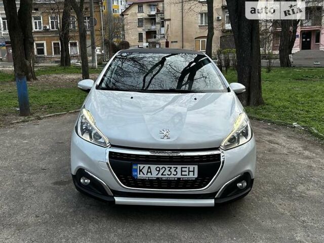 Білий Пежо 208, об'ємом двигуна 1.6 л та пробігом 67 тис. км за 9200 $, фото 1 на Automoto.ua