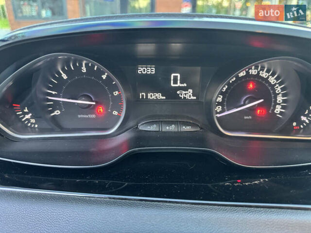 Белый Пежо 208, объемом двигателя 1.56 л и пробегом 171 тыс. км за 7800 $, фото 12 на Automoto.ua