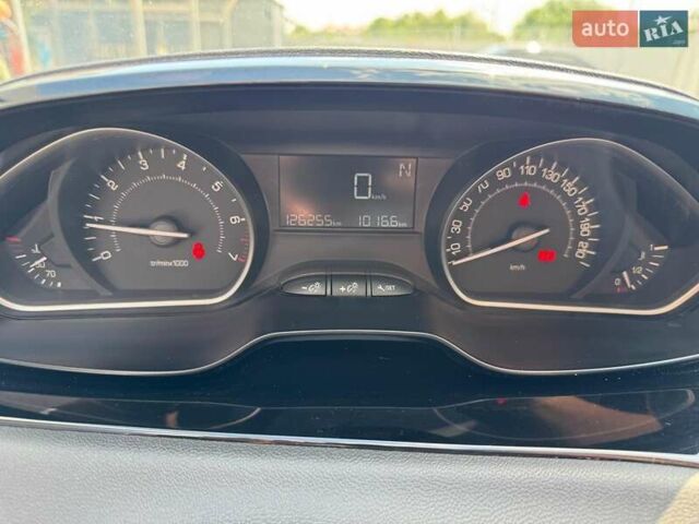 Белый Пежо 208, объемом двигателя 1.2 л и пробегом 126 тыс. км за 9990 $, фото 16 на Automoto.ua
