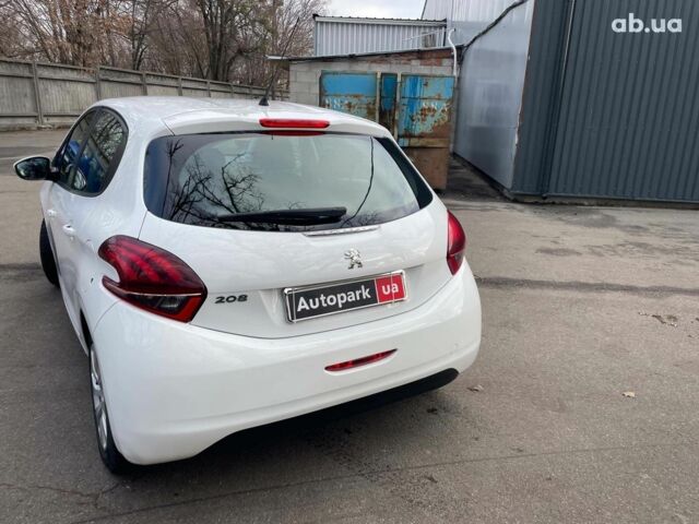 Белый Пежо 208, объемом двигателя 12 л и пробегом 110 тыс. км за 9190 $, фото 6 на Automoto.ua