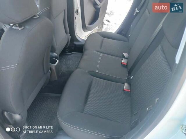 Белый Пежо 208, объемом двигателя 1.2 л и пробегом 80 тыс. км за 8150 $, фото 24 на Automoto.ua