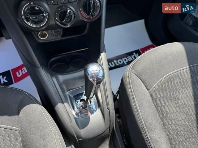 Белый Пежо 208, объемом двигателя 1.2 л и пробегом 126 тыс. км за 9990 $, фото 21 на Automoto.ua