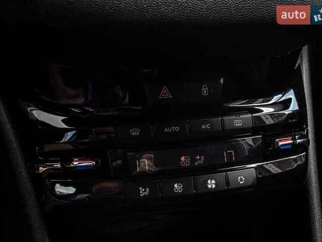 Белый Пежо 208, объемом двигателя 1.2 л и пробегом 106 тыс. км за 7500 $, фото 31 на Automoto.ua