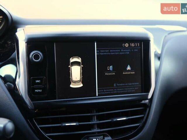 Белый Пежо 208, объемом двигателя 1.5 л и пробегом 55 тыс. км за 12000 $, фото 17 на Automoto.ua