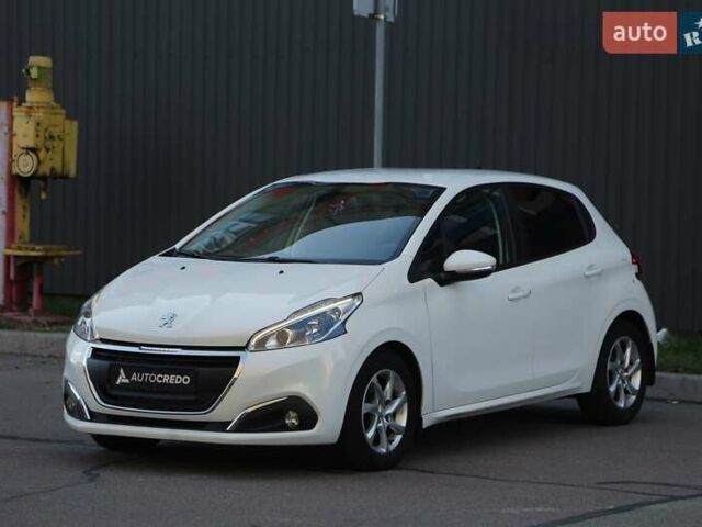 Белый Пежо 208, объемом двигателя 1.5 л и пробегом 55 тыс. км за 12000 $, фото 2 на Automoto.ua