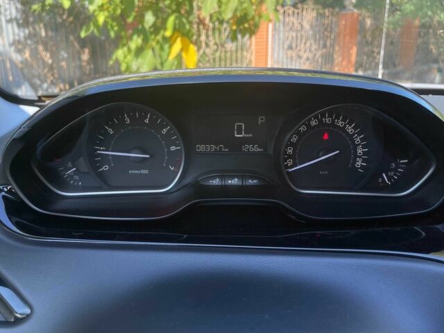 Білий Пежо 208, об'ємом двигуна 1.1 л та пробігом 83 тис. км за 9999 $, фото 8 на Automoto.ua