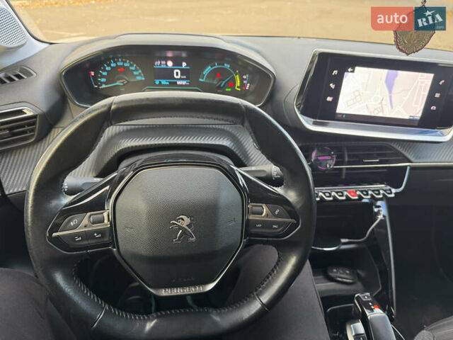 Белый Пежо 208, объемом двигателя 0 л и пробегом 95 тыс. км за 14200 $, фото 1 на Automoto.ua