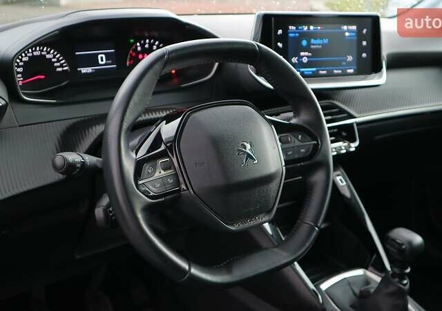 Белый Пежо 208, объемом двигателя 1.2 л и пробегом 53 тыс. км за 16299 $, фото 22 на Automoto.ua