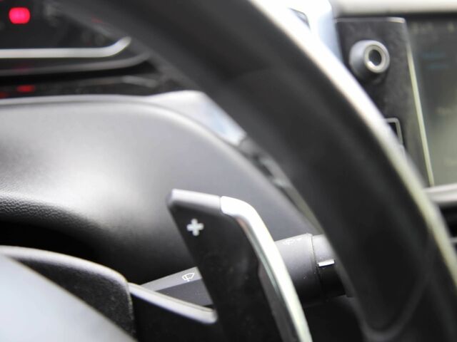 Белый Пежо 208, объемом двигателя 1.2 л и пробегом 93 тыс. км за 7800 $, фото 21 на Automoto.ua