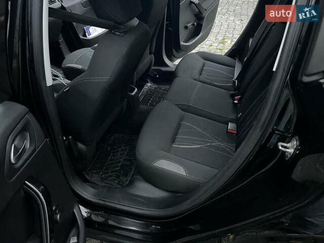 Черный Пежо 208, объемом двигателя 1.4 л и пробегом 200 тыс. км за 6200 $, фото 13 на Automoto.ua