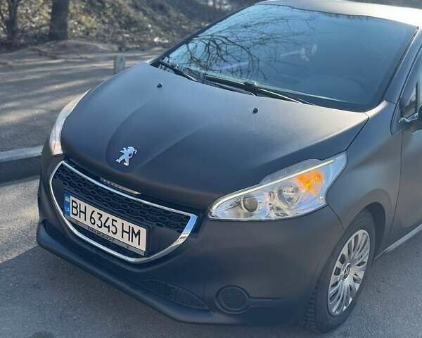 Черный Пежо 208, объемом двигателя 1.6 л и пробегом 123 тыс. км за 7200 $, фото 1 на Automoto.ua