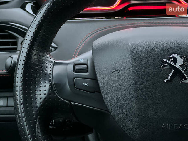 Черный Пежо 208, объемом двигателя 1.6 л и пробегом 130 тыс. км за 13650 $, фото 11 на Automoto.ua