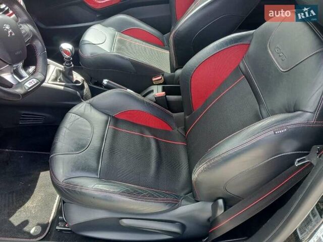 Чорний Пежо 208, об'ємом двигуна 1.6 л та пробігом 130 тис. км за 13000 $, фото 9 на Automoto.ua