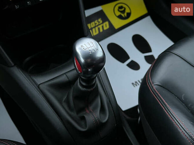 Черный Пежо 208, объемом двигателя 1.6 л и пробегом 130 тыс. км за 13650 $, фото 17 на Automoto.ua