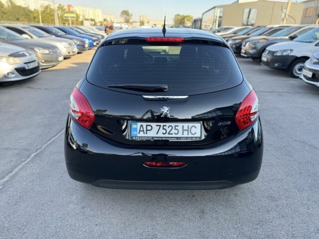 Черный Пежо 208, объемом двигателя 1.2 л и пробегом 112 тыс. км за 7999 $, фото 3 на Automoto.ua