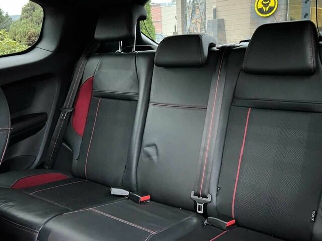 Черный Пежо 208, объемом двигателя 1.6 л и пробегом 130 тыс. км за 13650 $, фото 20 на Automoto.ua