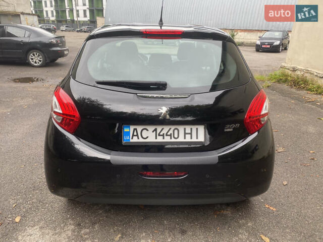 Черный Пежо 208, объемом двигателя 1.56 л и пробегом 214 тыс. км за 8250 $, фото 5 на Automoto.ua