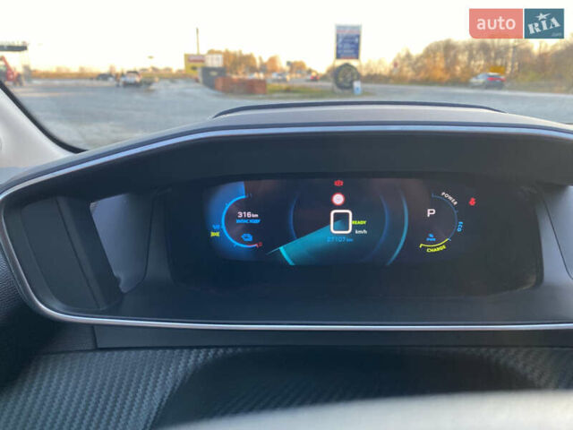 Черный Пежо 208, объемом двигателя 0 л и пробегом 27 тыс. км за 14350 $, фото 31 на Automoto.ua