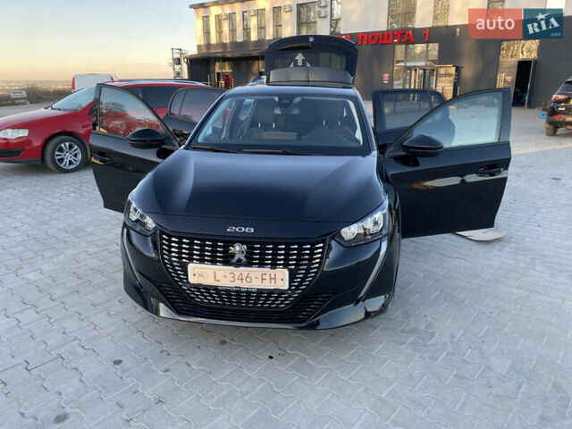 Черный Пежо 208, объемом двигателя 0 л и пробегом 27 тыс. км за 14350 $, фото 7 на Automoto.ua