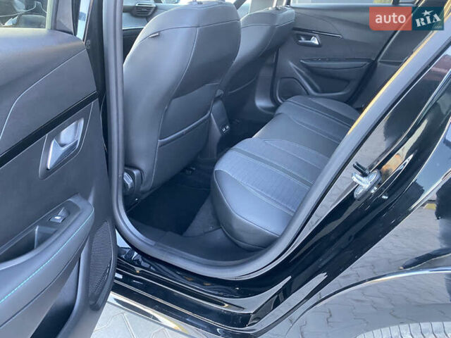 Черный Пежо 208, объемом двигателя 0 л и пробегом 27 тыс. км за 14350 $, фото 24 на Automoto.ua