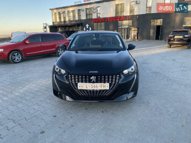 Черный Пежо 208, объемом двигателя 0 л и пробегом 27 тыс. км за 14350 $, фото 1 на Automoto.ua