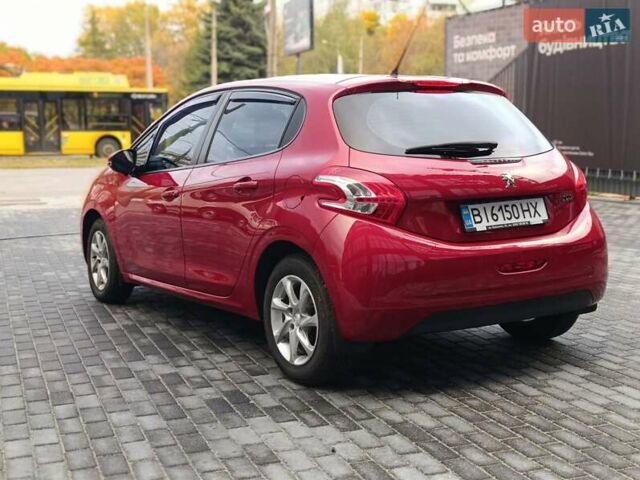 Червоний Пежо 208, об'ємом двигуна 1.2 л та пробігом 129 тис. км за 6900 $, фото 4 на Automoto.ua