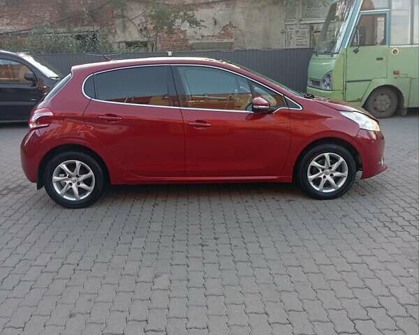 Червоний Пежо 208, об'ємом двигуна 1.2 л та пробігом 85 тис. км за 4550 $, фото 8 на Automoto.ua