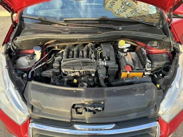 Красный Пежо 208, объемом двигателя 1.2 л и пробегом 165 тыс. км за 8500 $, фото 7 на Automoto.ua