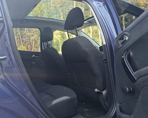 Пежо 208, объемом двигателя 1.6 л и пробегом 210 тыс. км за 6900 $, фото 5 на Automoto.ua