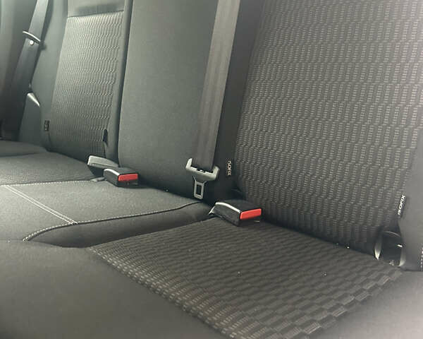 Пежо 208, объемом двигателя 1.2 л и пробегом 118 тыс. км за 8100 $, фото 23 на Automoto.ua