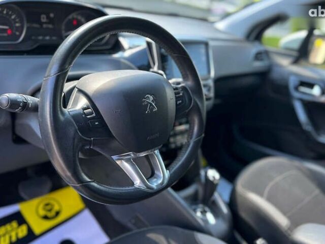 Пежо 208, об'ємом двигуна 1.2 л та пробігом 71 тис. км за 9990 $, фото 16 на Automoto.ua