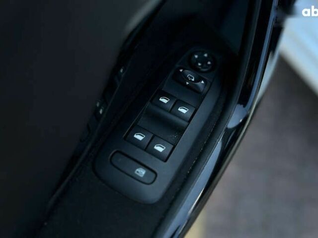 Пежо 208, об'ємом двигуна 1.2 л та пробігом 71 тис. км за 9990 $, фото 14 на Automoto.ua