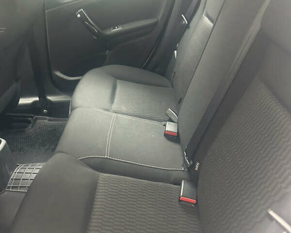 Пежо 208, объемом двигателя 1.2 л и пробегом 118 тыс. км за 8100 $, фото 21 на Automoto.ua