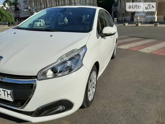 Пежо 208, об'ємом двигуна 1.2 л та пробігом 87 тис. км за 8500 $, фото 9 на Automoto.ua