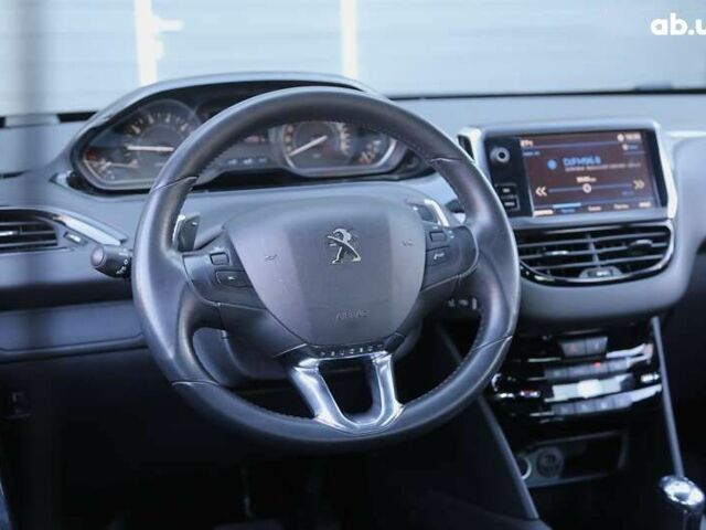Пежо 208, объемом двигателя 1.2 л и пробегом 95 тыс. км за 9500 $, фото 15 на Automoto.ua